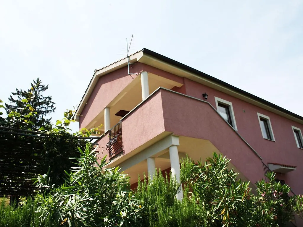 Apartments Menderi Hills Sveti Petar